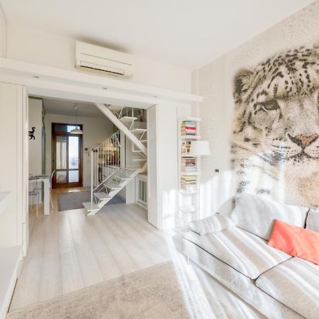 Apartamento Bright Loft - Free Private Parking Milán Exterior foto